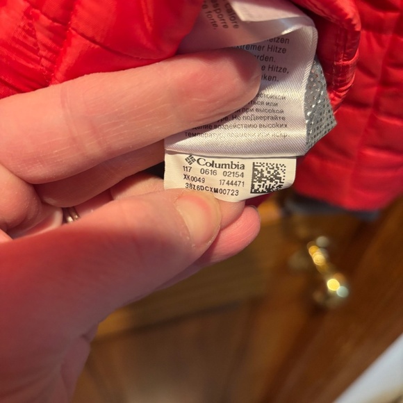Columbia Women's Omni Heat Jacket in Coral Small - Picture 7 of 9